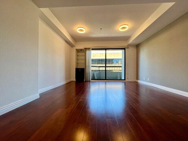 Building Photo - 601 Van Ness Ave