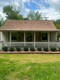 Building Photo - 3945 Greenleaf Ave