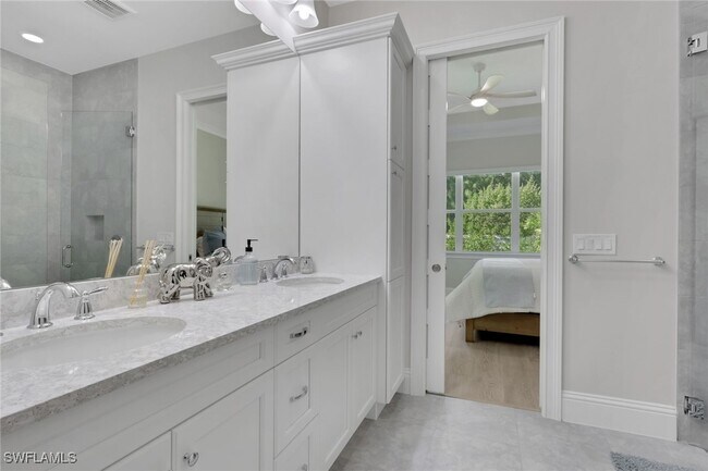 Building Photo - 8861 Yucatan Ct