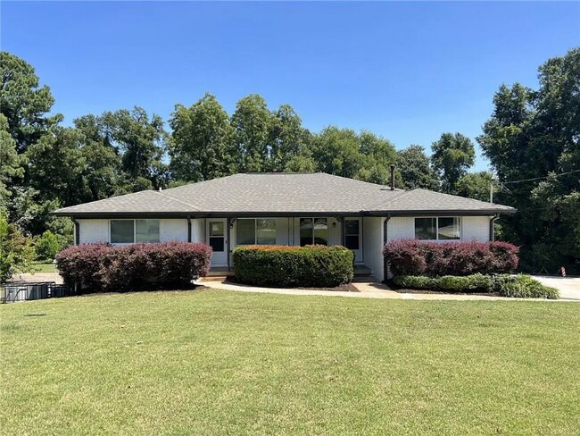 Primary Photo - 2058 Nettie Ct