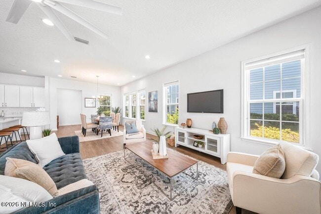 Building Photo - 457 Marquesa Cir