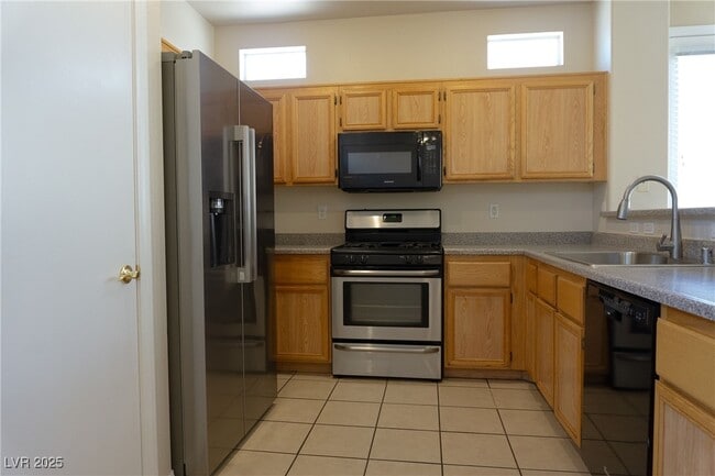 Building Photo - 5258 Cedar Bridge Ct