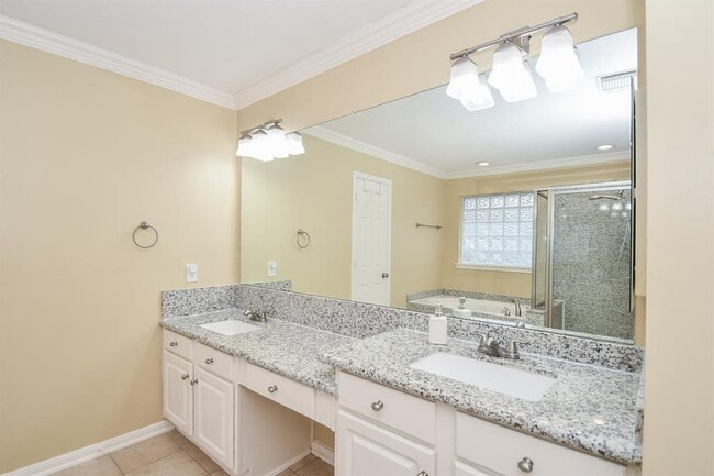 Building Photo - 1710 Ocotillo Ct