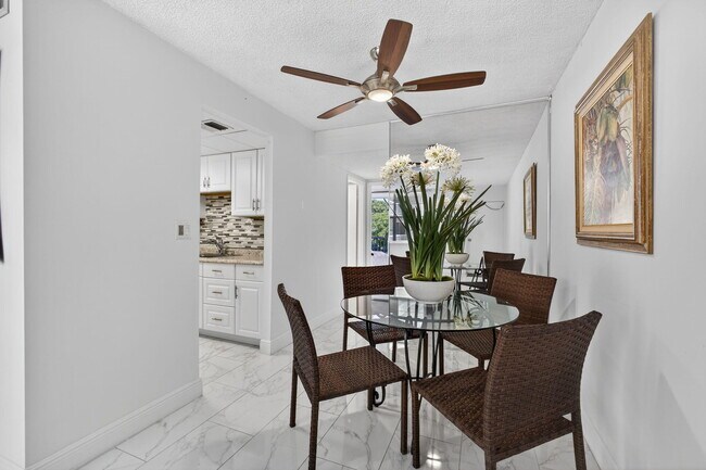 Building Photo - 1131 SE 4th St