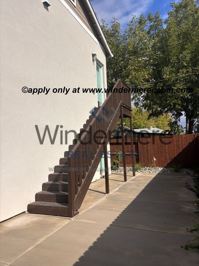 Building Photo - BRAND NEW Upstairs 2-Bedroom ADU with Private Entry!  HALF OFF 1ST MONTH'S RENT!!
