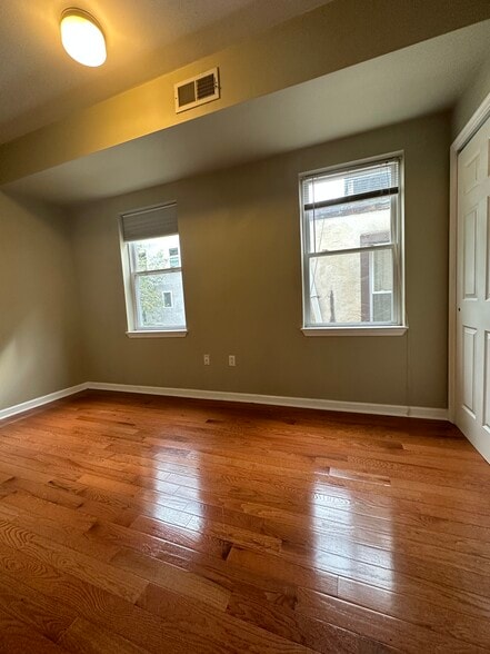 Building Photo - 37 N Preston St