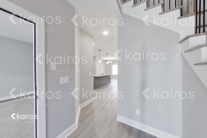 Building Photo - 3713 Oak Leaf Wy