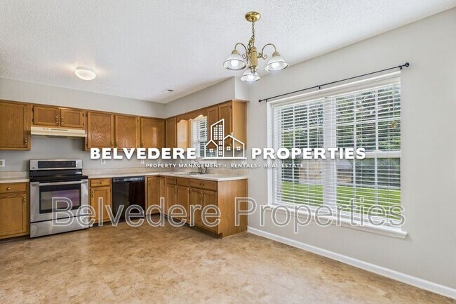 Building Photo - 900 Stockwood Ct