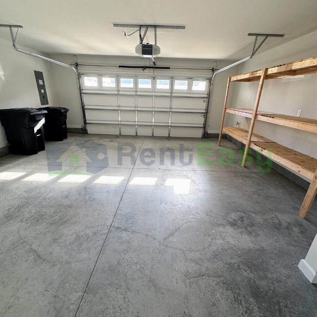 Building Photo - 2005 Laycock Ln