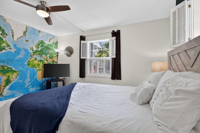 Building Photo - 1251 Sugar Sands Blvd