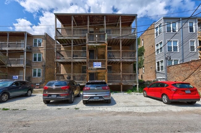 Building Photo - 6723 S Chappel Ave