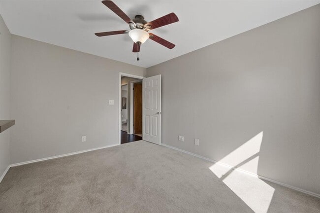 Building Photo - 20807 Boggy Ford Rd