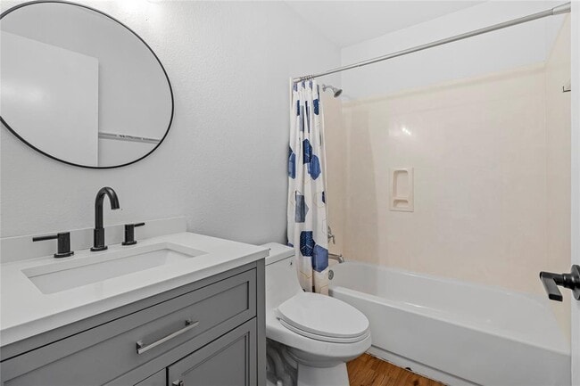 Building Photo - 9004 Berryline Cove