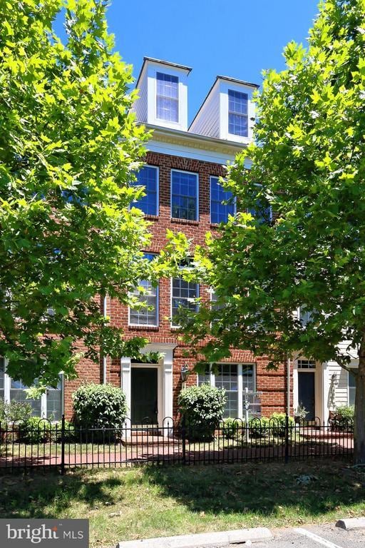 Building Photo - 478 Ferdinand Day Dr