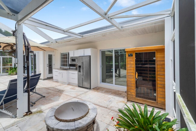 Building Photo - 5516 Colbright Rd