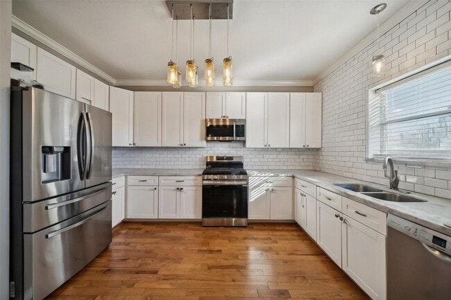 Building Photo - 5531 Cornish St