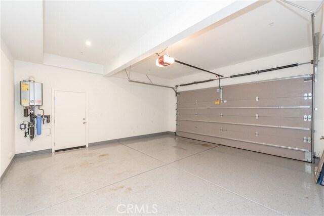 Building Photo - 119 Plum Lily