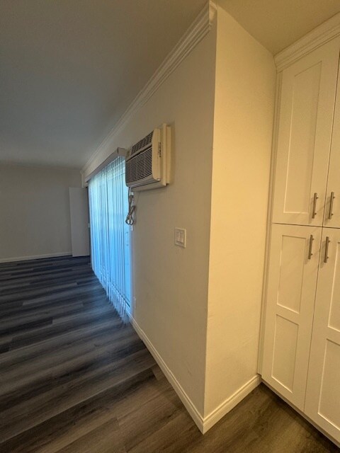 Building Photo - 4300 Tujunga Ave