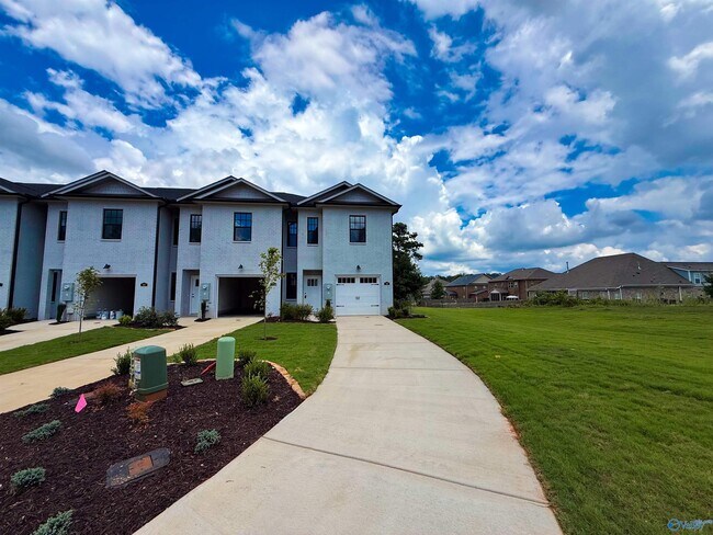 Building Photo - 99 SW She Oak Dr