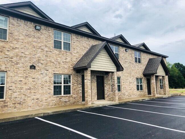 Building Photo - 954 E Craighead Forest Rd