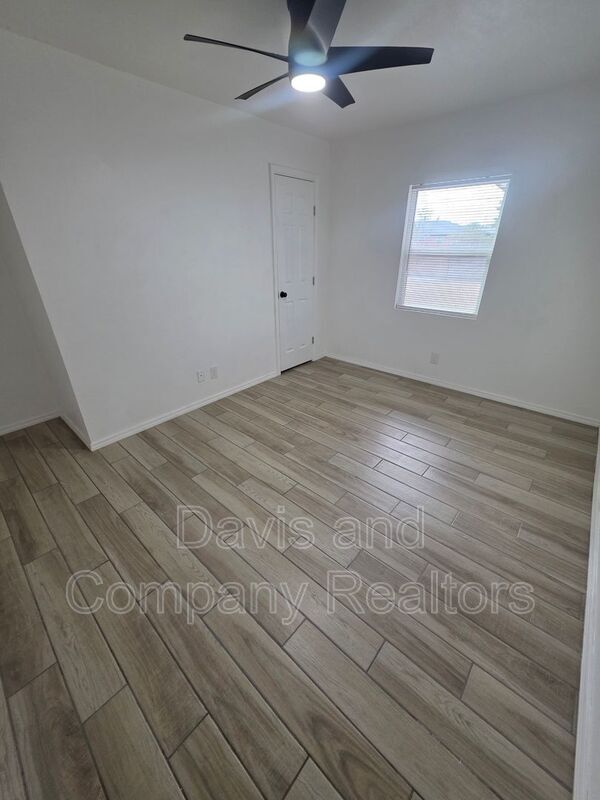 Building Photo - 4307 Harvard Ave
