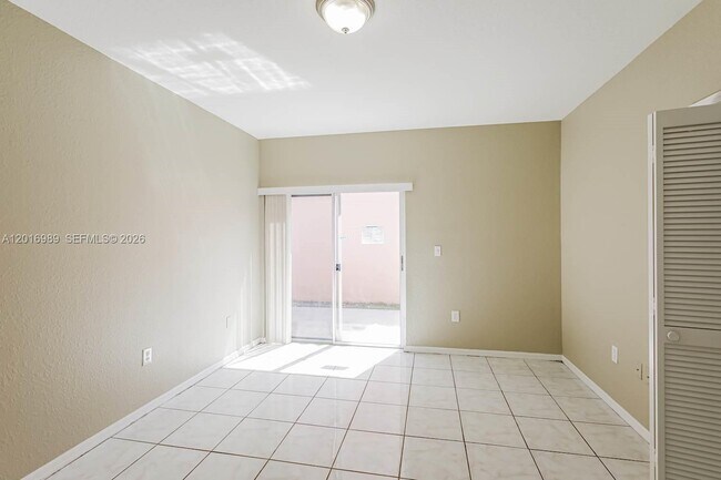 Building Photo - 8764 NW 153rd Terrace