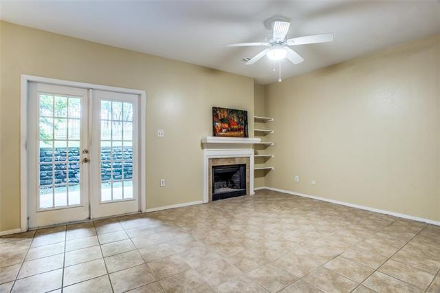 Building Photo - 8601 Park Ln