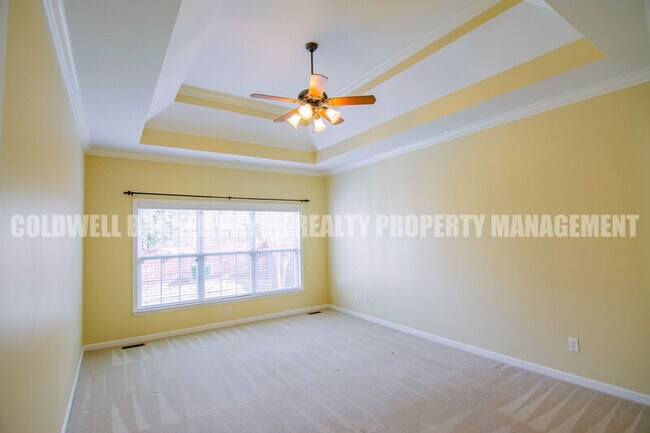 Building Photo - 6811 Neville Dr