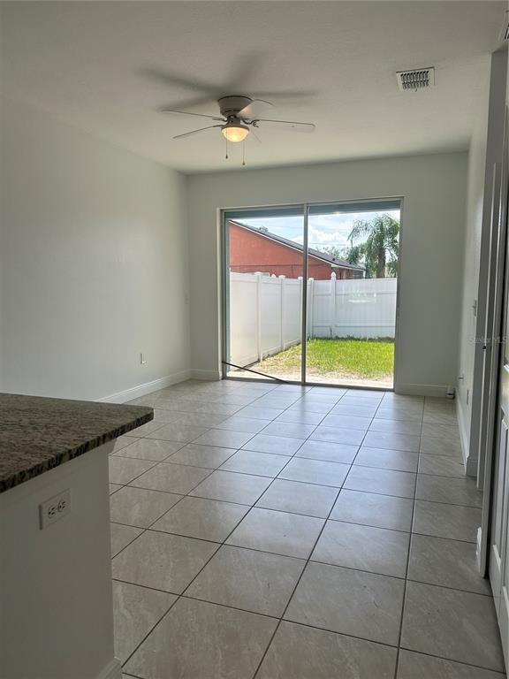 Building Photo - 810 Glastonbury Dr
