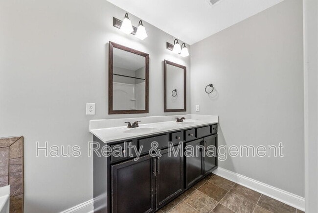 Building Photo - 150 Sycamore Hill Dr