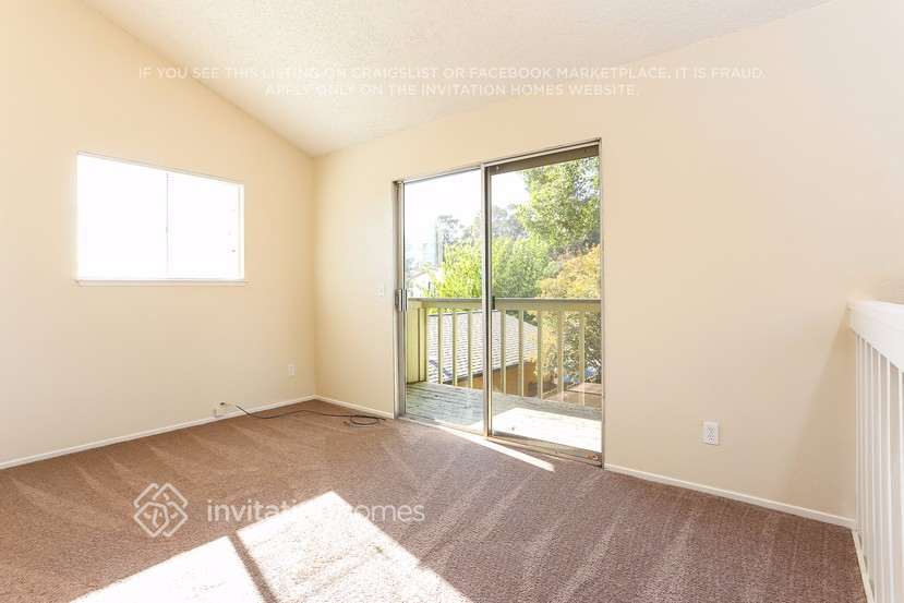 Building Photo - 716 Whispering Bay Ln