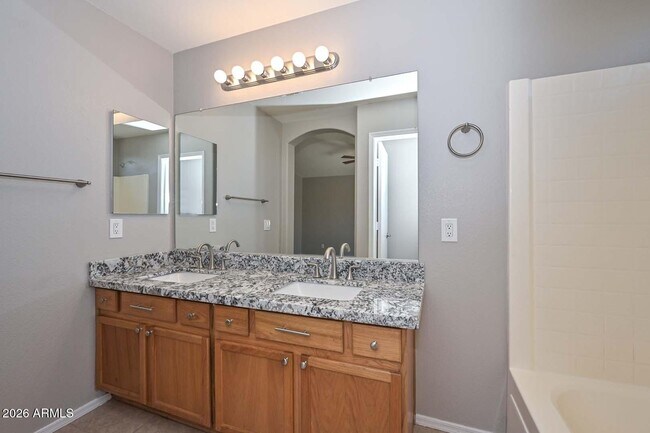 Building Photo - 13157 W Clarendon Ave