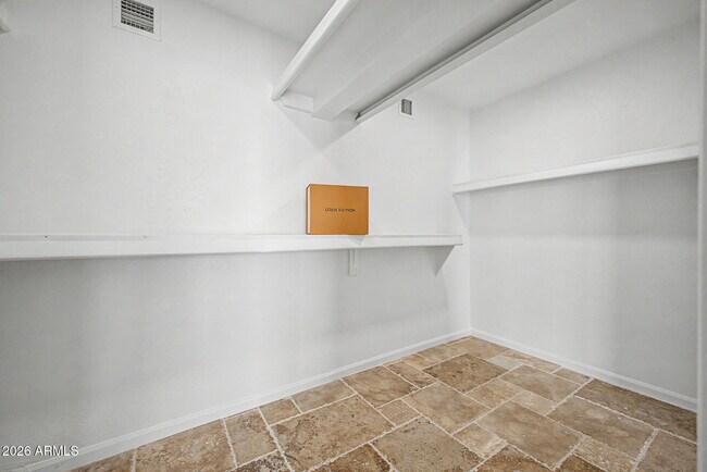 Building Photo - 5134 N 78th Pl