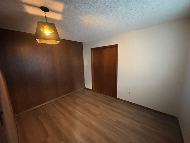 Building Photo - Beautiful 3 Bed 2 Bath Home in Yukon