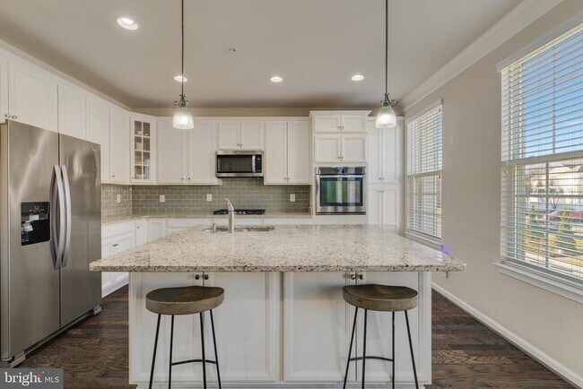 Building Photo - 4236 Winding Waters Terrace