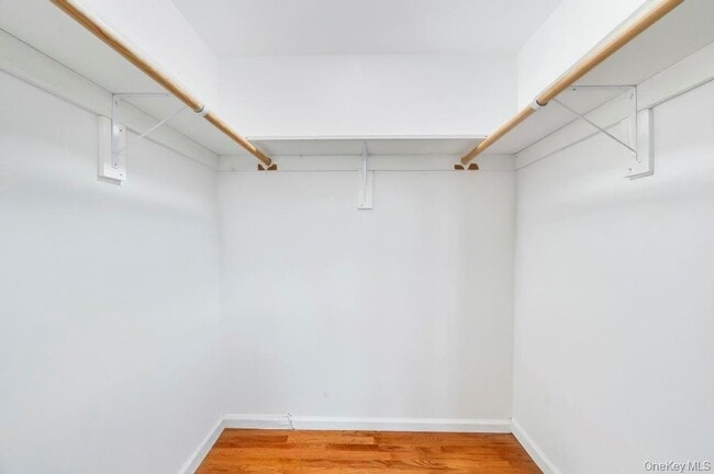 Building Photo - 807 Union Ave