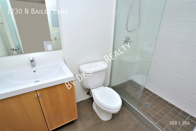 Building Photo - 1230 N Bailey Ln