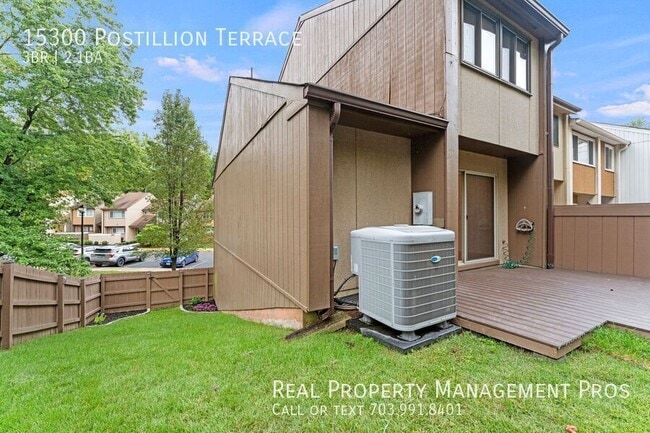 Building Photo - 15300 Postillion Terrace