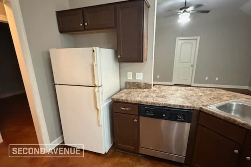 Building Photo - 8704 Smith Ranch Dr