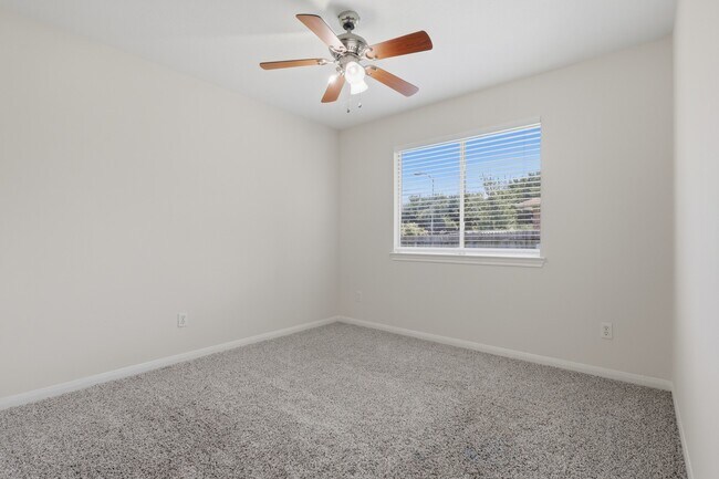 Building Photo - 17003 Analisa Cir