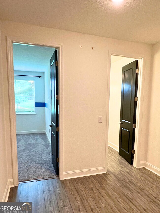 Building Photo - 111 Breakwater Lp
