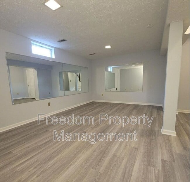 Building Photo - 7974 Tyson Oaks Cir
