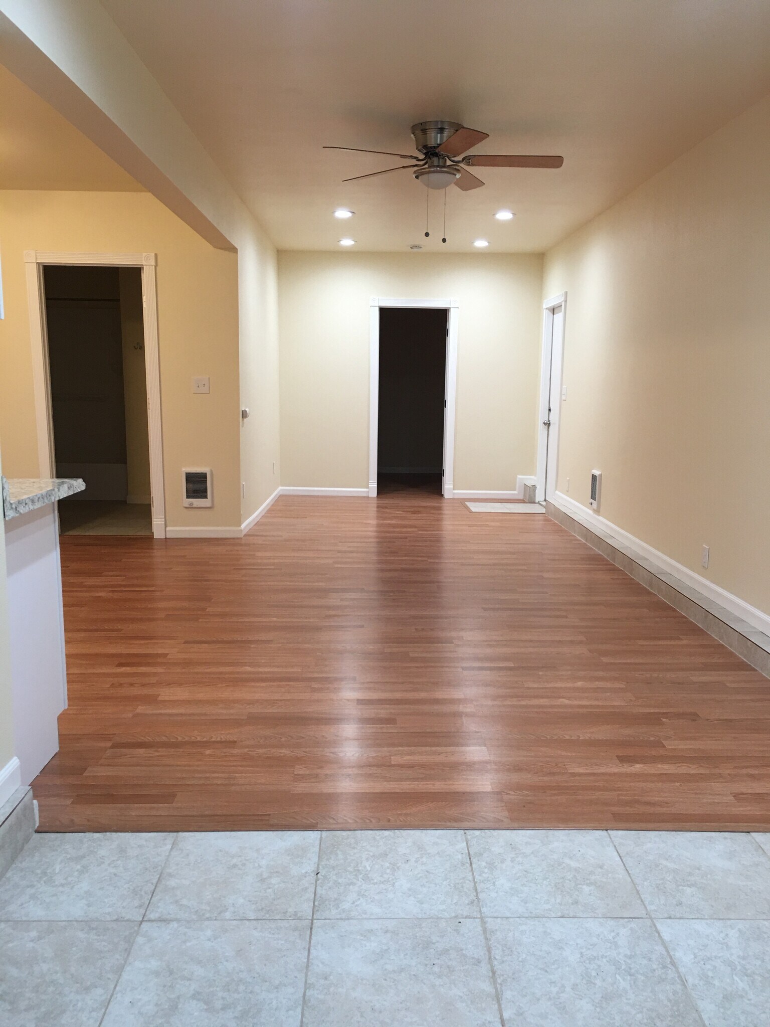 Building Photo - 16840 Bell Ave