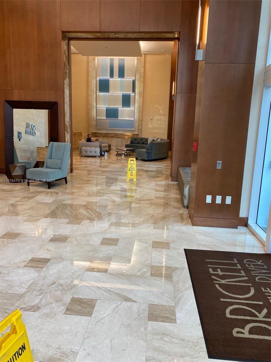 Building Photo - 31 SE 5th St