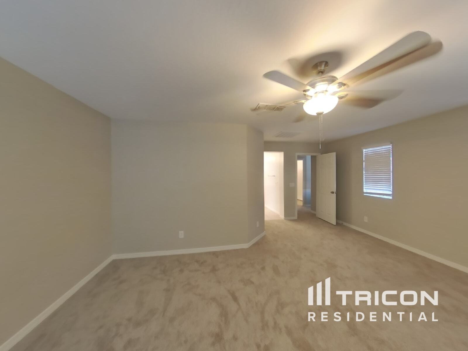 Building Photo - 429 N 119th Dr