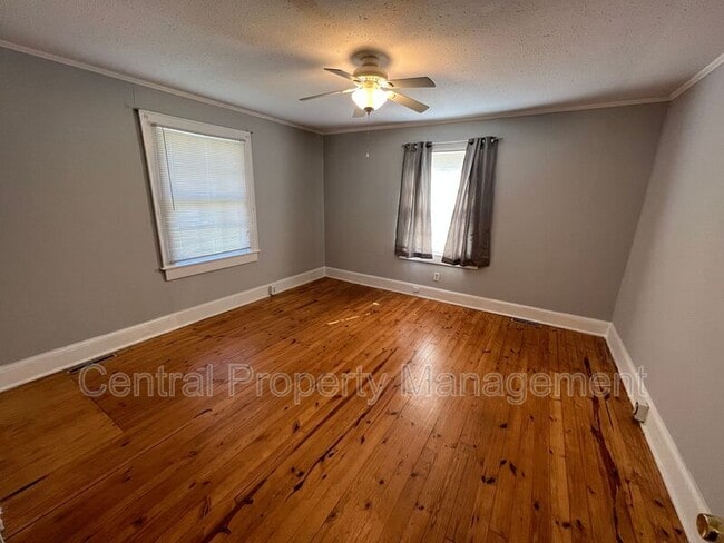 Building Photo - 9112 Asheville Hwy