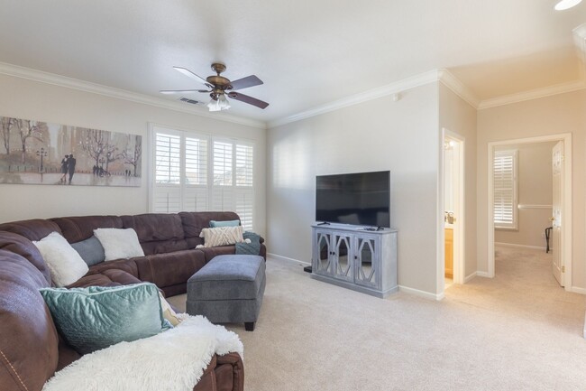 Building Photo - Stunning 4BR House in Santa Rosa