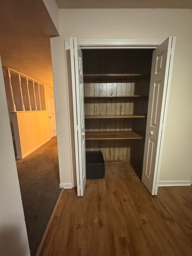 Building Photo - 1712 McGregor Ct