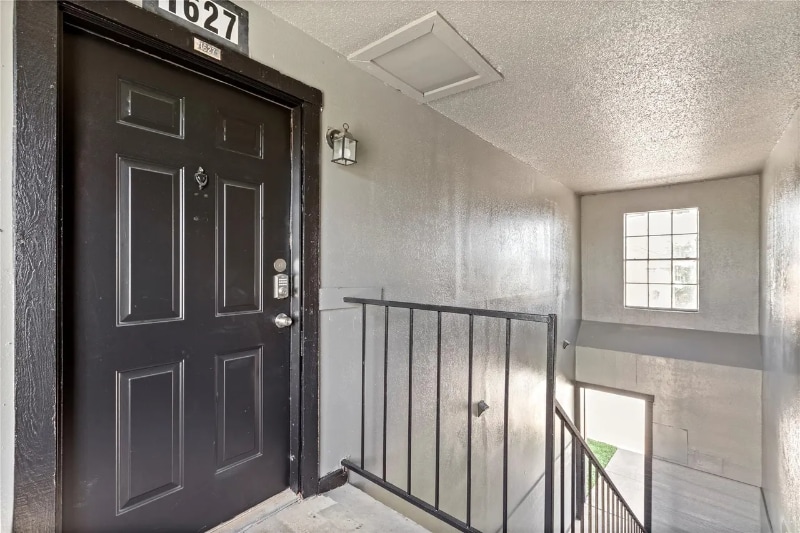 Building Photo - 1625 Mary K Ln