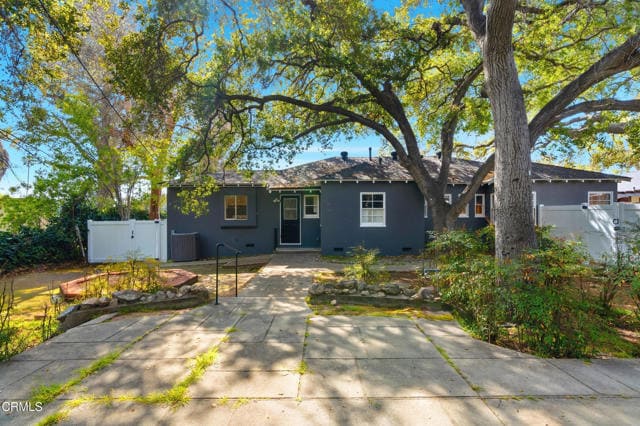 Building Photo - 441 Manzanita Ave